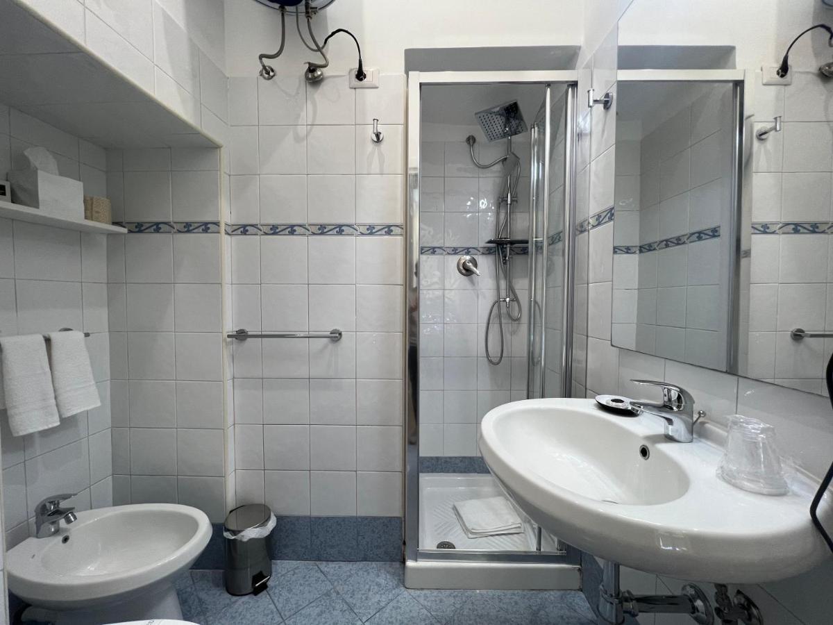 לינה וארוחת בוקר נאפולי Relais Ranieri מראה חיצוני תמונה