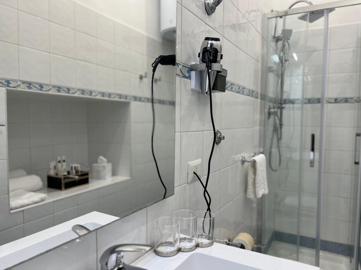 לינה וארוחת בוקר נאפולי Relais Ranieri מראה חיצוני תמונה